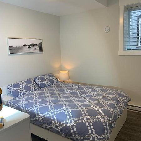 Modern 2Br Guest House In North Nanaimo Bagian luar foto