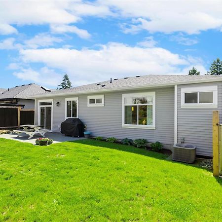 Modern 2Br Guest House In North Nanaimo Bagian luar foto