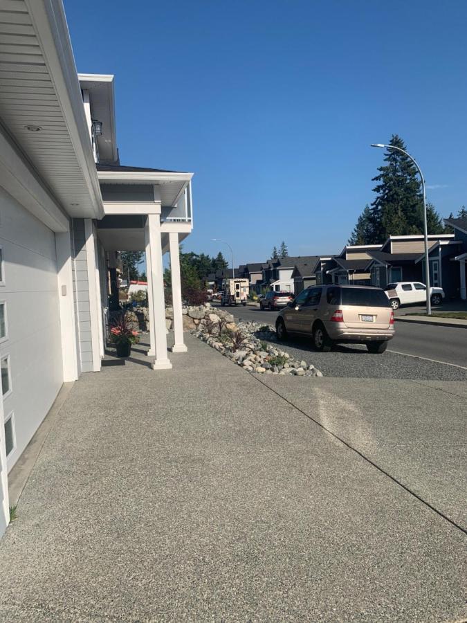 Modern 2Br Guest House In North Nanaimo Bagian luar foto